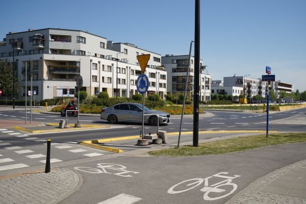 Sygnalizacja świetlna na Branickiego i Sarmackiej w Wilanowie