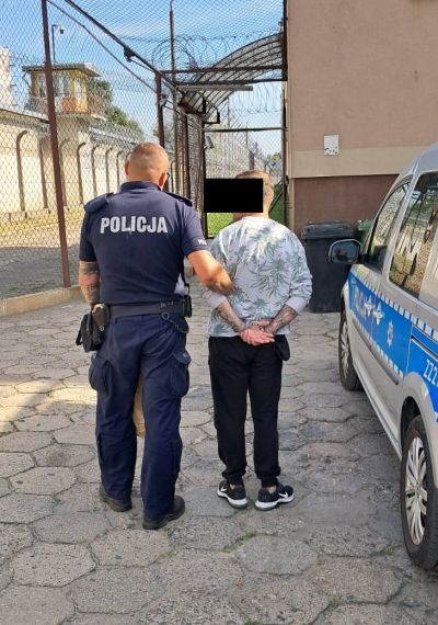 Policjanci z Rembertowa zatrzymali mężczyznę za groźby