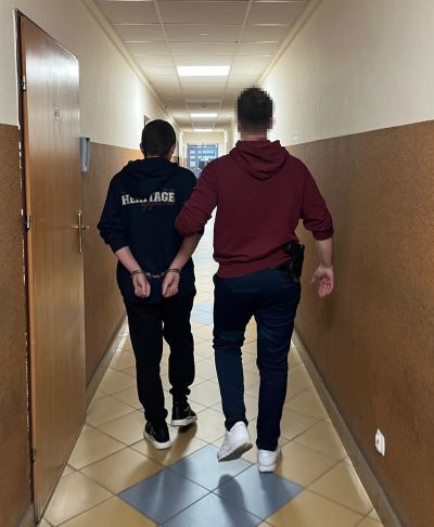 31-latek z Bielan miał przy sobie 113 tysięcy złotch